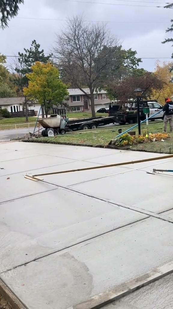 Screed and Finish